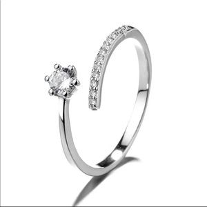 925 Sterling Silver Cubic Zirconia Ring